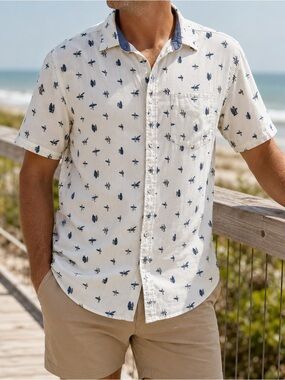 Free Planet Men’s Medium Surfer Print Short Sleeve Button-Up Shirt